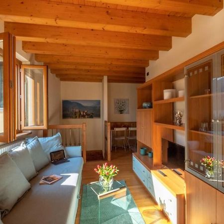 Happy Guest Apartments - Feel The Lake Riva di Solto Eksteriør billede